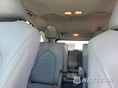 Zdjęcie 10 z 13 samochodu: 2023 TOYOTA HIGHLANDER XLE VIN:5TDKDRAHXPS513222 - miniatura