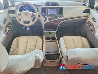 Zdjęcie 8 z 14 samochodu: 2012 TOYOTA SIENNA XLE 8-PASSENGER VIN:5TDYK3DC2CS181784 - miniatura