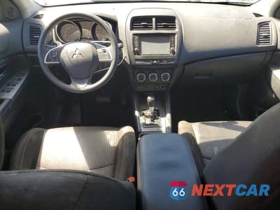 Zdjęcie 8 z 13 samochodu: 2019 MITSUBISHI OUTLANDER SPORT ES VIN:JA4AP3AU3KU003158 - miniatura