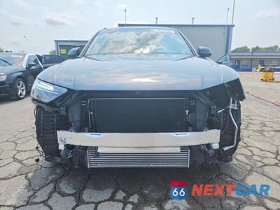 Piąte zdjęcie samochodu w środku: 2025 AUDI SQ5 PREMIUM PLUS VIN:WA1B4AFY9S2051062 - miniatura