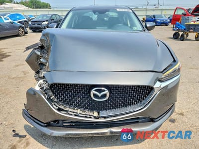 Piąte zdjęcie samochodu w środku: 2018 MAZDA 6 SPORT VIN:JM1GL1UM9J1336329 - miniatura