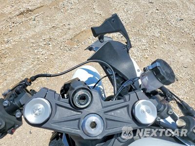 Zdjęcie 7 z 9 samochodu: 2021 KAWASAKI ZX636 K VIN:JKBZXJH1XMA008246 - miniatura