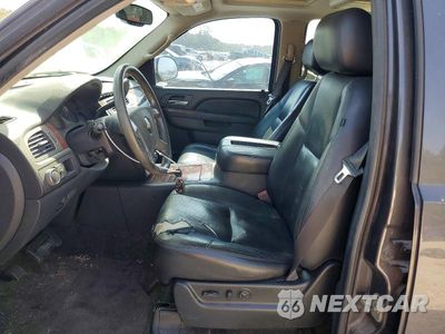 Zdjęcie 7 z 13 samochodu: 2011 CHEVROLET TAHOE C1500 LTZ VIN:1GNSCCE01BR132202 - miniatura