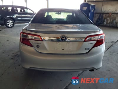 Zdjęcie 6 z 12 samochodu: 2012 TOYOTA CAMRY HYBRID XLE VIN:4T1BD1FK0CU046898 - miniatura