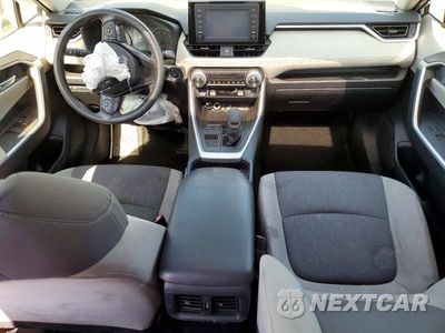 Zdjęcie 8 z 13 samochodu: 2019 TOYOTA RAV4 XLE VIN:JTMW1RFV4KD511396 - miniatura