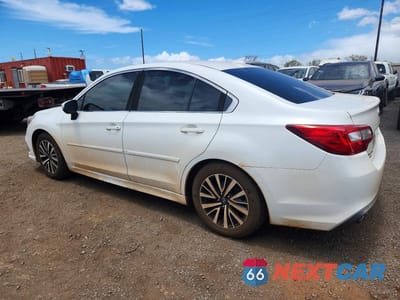 Drugie zdjęcie samochodu z przodu: 2018 SUBARU LEGACY 2.5I PREMIUM VIN:4S3BNAF6XJ3023457 - miniatura