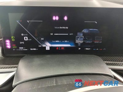 Zdjęcie 9 z 13 samochodu: 2026 BMW X5 M60I VIN:5UX33EU01T9383618 - miniatura