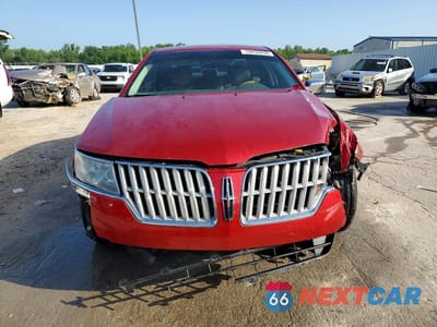 Piąte zdjęcie samochodu w środku: 2011 LINCOLN MKZ VIN:3LNHL2GCXBR752003 - miniatura