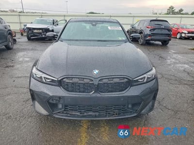 Piąte zdjęcie samochodu w środku: 2023 BMW M340XI VIN:3MW49FF07P8D78668 - miniatura