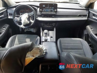 Zdjęcie 8 z 13 samochodu: 2024 MITSUBISHI OUTLANDER SE/BLACK EDITION VIN:JA4J3VA81RZ088329 - miniatura