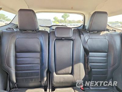 Zdjęcie 10 z 13 samochodu: 2018 FORD ESCAPE SEL VIN:1FMCU9HD9JUC91309 - miniatura