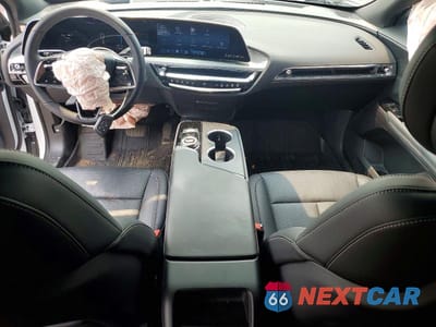 Zdjęcie 8 z 13 samochodu: 2025 CADILLAC LYRIQ LUXURY VIN:1GYKPNRL3SZ306407 - miniatura