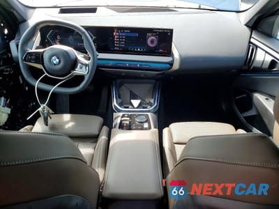 Zdjęcie 8 z 14 samochodu: 2025 BMW X3 30 XDRIVE VIN:5UX53GP08S9Z75709 - miniatura