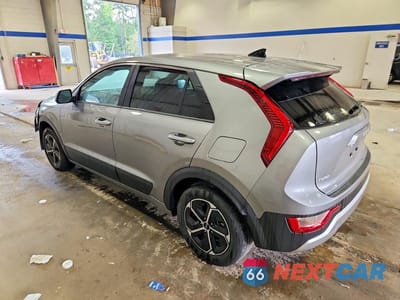 Drugie zdjęcie samochodu z przodu: 2026 KIA NIRO LX VIN:KNDCP3LE1T5324664 - miniatura