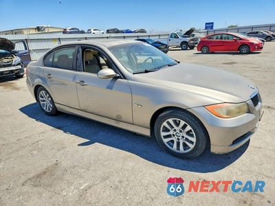 Czwarte zdjęcie samochodu z boku: 2007 BMW 328 I SULEV VIN:WBAVC53587FZ79577 - miniatura