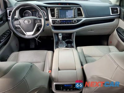 Zdjęcie 8 z 13 samochodu: 2019 TOYOTA HIGHLANDER HYBRID LIMITED VIN:5TDDGRFH6KS071623 - miniatura