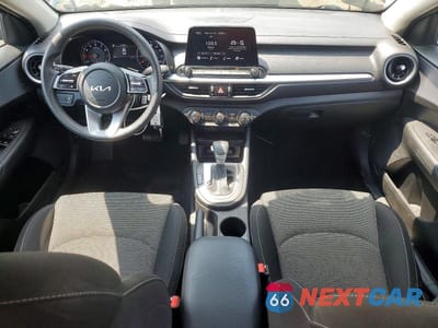 Zdjęcie 8 z 12 samochodu: 2023 KIA FORTE LX VIN:3KPF24AD1PE555568 - miniatura