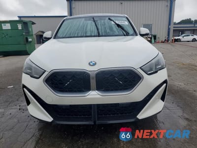 Piąte zdjęcie samochodu w środku: 2024 BMW X2 XDRIVE28I VIN:WBX63GM05R5Y47720 - miniatura