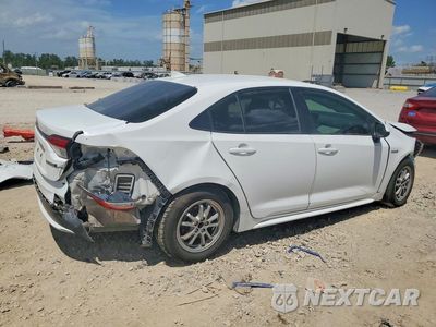 Trzecie zdjęcie samochodu z tyłu: 2021 TOYOTA COROLLA LE VIN:JTDEAMDEXMJ003682 - miniatura