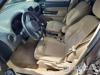 Zdjęcie 7 z 13 samochodu: 2016 JEEP PATRIOT LATITUDE VIN:1C4NJPFA1GD611007 - miniatura