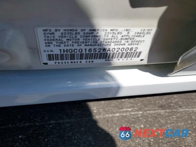Zdjęcie 12 z 12 samochodu: 1998 HONDA ACCORD EX VIN:1HGCG1652WA020062 - miniatura