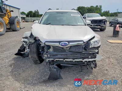 Piąte zdjęcie samochodu w środku: 2014 SUBARU FORESTER 2.5I PREMIUM VIN:JF2SJAEC7EH494026 - miniatura