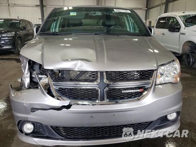 Piąte zdjęcie samochodu w środku: 2018 DODGE GRAND CARAVAN SXT VIN:2C4RDGCG8JR267441 - miniatura