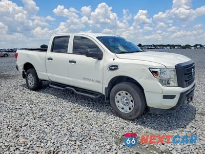 Czwarte zdjęcie samochodu z boku: 2021 NISSAN TITAN XD S VIN:1N6AA1FA0MN518719 - miniatura