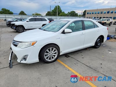 2012 TOYOTA CAMRY HYBRID XLE 4T1BD1FK0CU060607 - główne zdjęcie licytacji z USA - miniatura