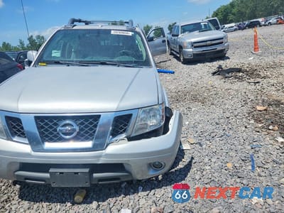 Piąte zdjęcie samochodu w środku: 2017 NISSAN FRONTIER S/SV/SL/PRO-4X VIN:1N6AD0EV7HN712627 - miniatura