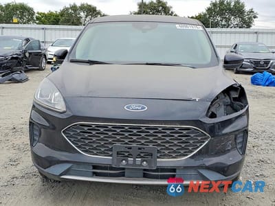 Piąte zdjęcie samochodu w środku: 2020 FORD ESCAPE SE VIN:1FMCU0G67LUC27352 - miniatura