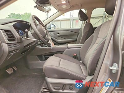 Zdjęcie 7 z 13 samochodu: 2025 NISSAN ROGUE SV VIN:5N1BT3BA6SC804131 - miniatura