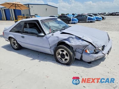 Czwarte zdjęcie samochodu z boku: 1989 FORD MUSTANG LX VIN:1FABP41E4KF241023 - miniatura