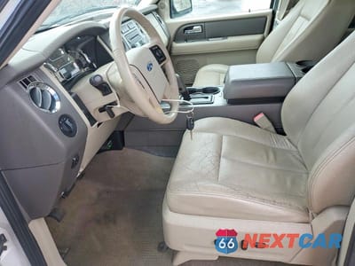 Zdjęcie 7 z 13 samochodu: 2011 FORD EXPEDITION XLT VIN:1FMJU1J58BEF43932 - miniatura