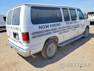 Trzecie zdjęcie samochodu z tyłu: 2014 FORD ECONOLINE E350 SUPER DUTY WAGON VIN:1FBNE3BL5EDA15002 - miniatura