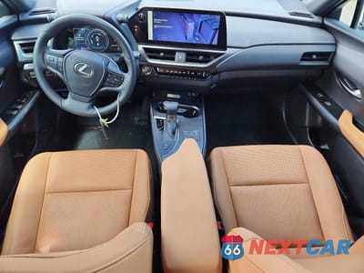 Zdjęcie 8 z 14 samochodu: 2023 LEXUS UX 250H PREMIUM VIN:JTHP6JBH4P2159509 - miniatura
