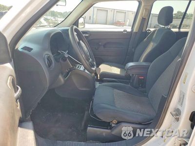 Zdjęcie 7 z 13 samochodu: 2014 JEEP PATRIOT SPORT VIN:1C4NJRBB4ED924351 - miniatura