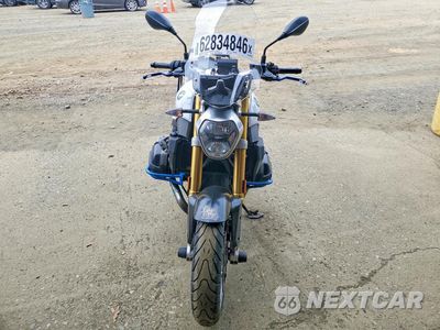 Drugie zdjęcie samochodu z przodu: 2018 BMW R1200 R VIN:WB10A1401JZ198188 - miniatura