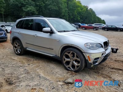 Czwarte zdjęcie samochodu z boku: 2013 BMW X5 XDRIVE35D VIN:5UXZW0C51D0B93523 - miniatura