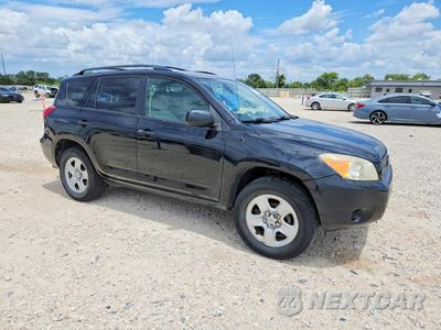 Czwarte zdjęcie samochodu z boku: 2006 TOYOTA RAV4 BASE VIN:JTMZD33V165004820 - miniatura