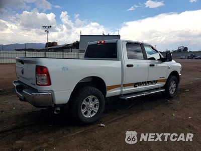 Trzecie zdjęcie samochodu z tyłu: 2024 RAM 2500 BIG HORN VIN:3C6UR5DL6RG234006 - miniatura