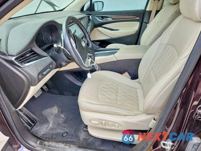 Zdjęcie 7 z 12 samochodu: 2022 BUICK ENCLAVE AVENIR VIN:5GAEVCKW1NJ127854 - miniatura