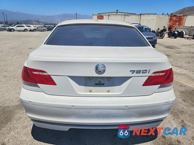 Zdjęcie 6 z 12 samochodu: 2006 BMW 750 I VIN:WBAHL83536DT00145 - miniatura