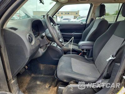 Zdjęcie 7 z 13 samochodu: 2015 JEEP PATRIOT SPORT VIN:1C4NJRBB2FD426120 - miniatura