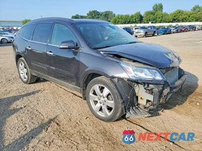 Czwarte zdjęcie samochodu z boku: 2016 CHEVROLET TRAVERSE LTZ VIN:1GNKVJKD2GJ241067 - miniatura