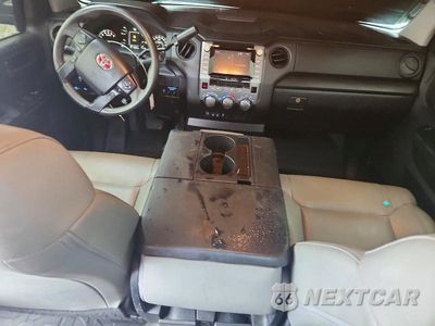 Zdjęcie 8 z 12 samochodu: 2021 TOYOTA TUNDRA SR VIN:5TFRY5F13MX291460 - miniatura
