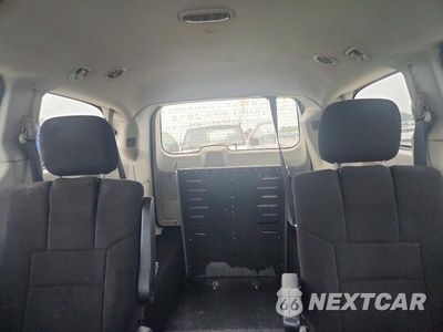 Zdjęcie 10 z 13 samochodu: 2012 DODGE GRAND CARAVAN SXT VIN:2C4RDGCG2CR196546 - miniatura