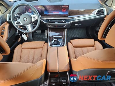 Zdjęcie 8 z 14 samochodu: 2026 BMW X7 XDRIVE40I VIN:5UX23EM02T9309054 - miniatura