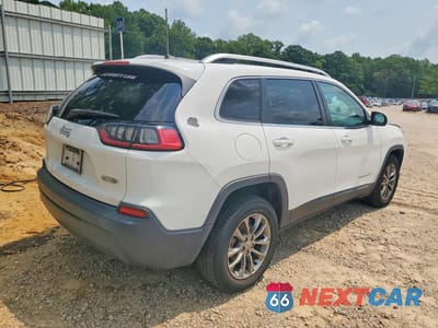 Trzecie zdjęcie samochodu z tyłu: 2020 JEEP CHEROKEE LATITUDE PLUS VIN:1C4PJLLB5LD581163 - miniatura