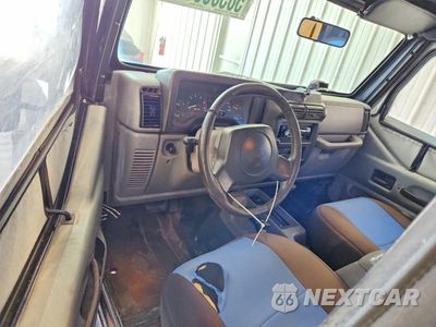 Zdjęcie 8 z 12 samochodu: 1997 JEEP WRANGLER / TJ SE VIN:1J4FY29P1VP545907 - miniatura